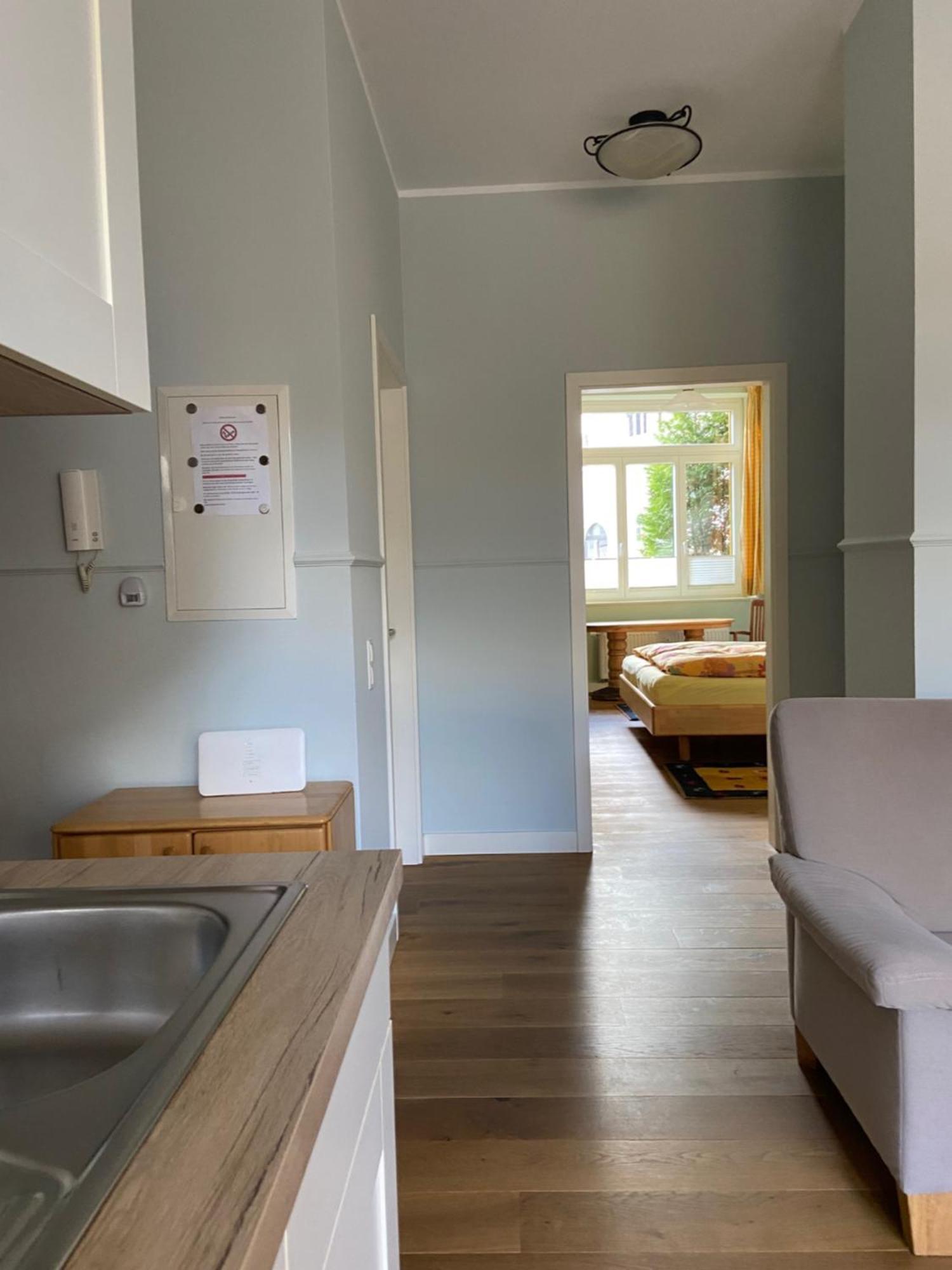 Fewo Mit 2 Schlafzimmern, Wohnkueche, Terrasse Bonn Dış mekan fotoğraf